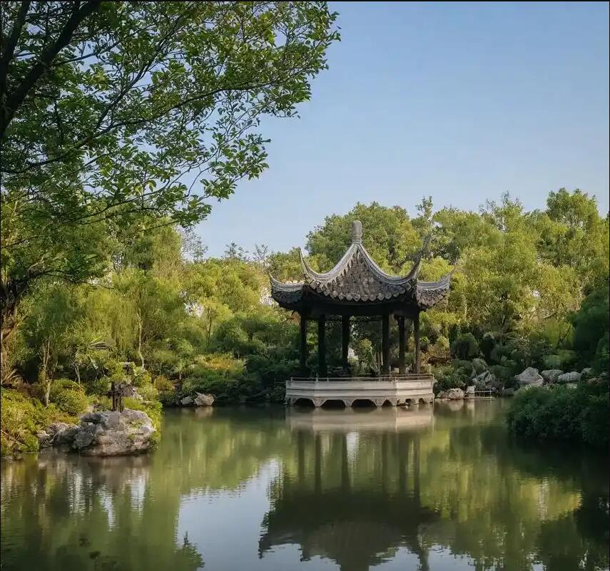 宽城区雨珍艺术有限公司